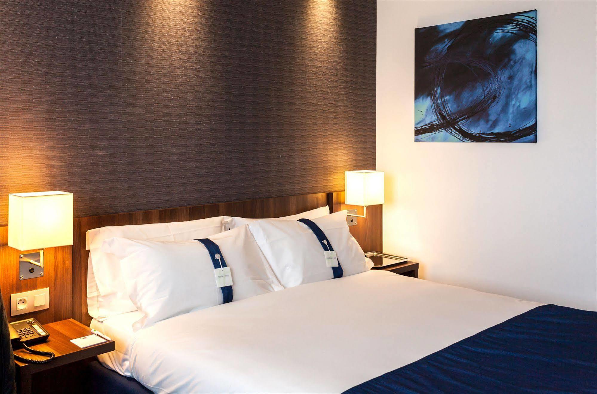 Express - Odysseum By Ihg Hotel